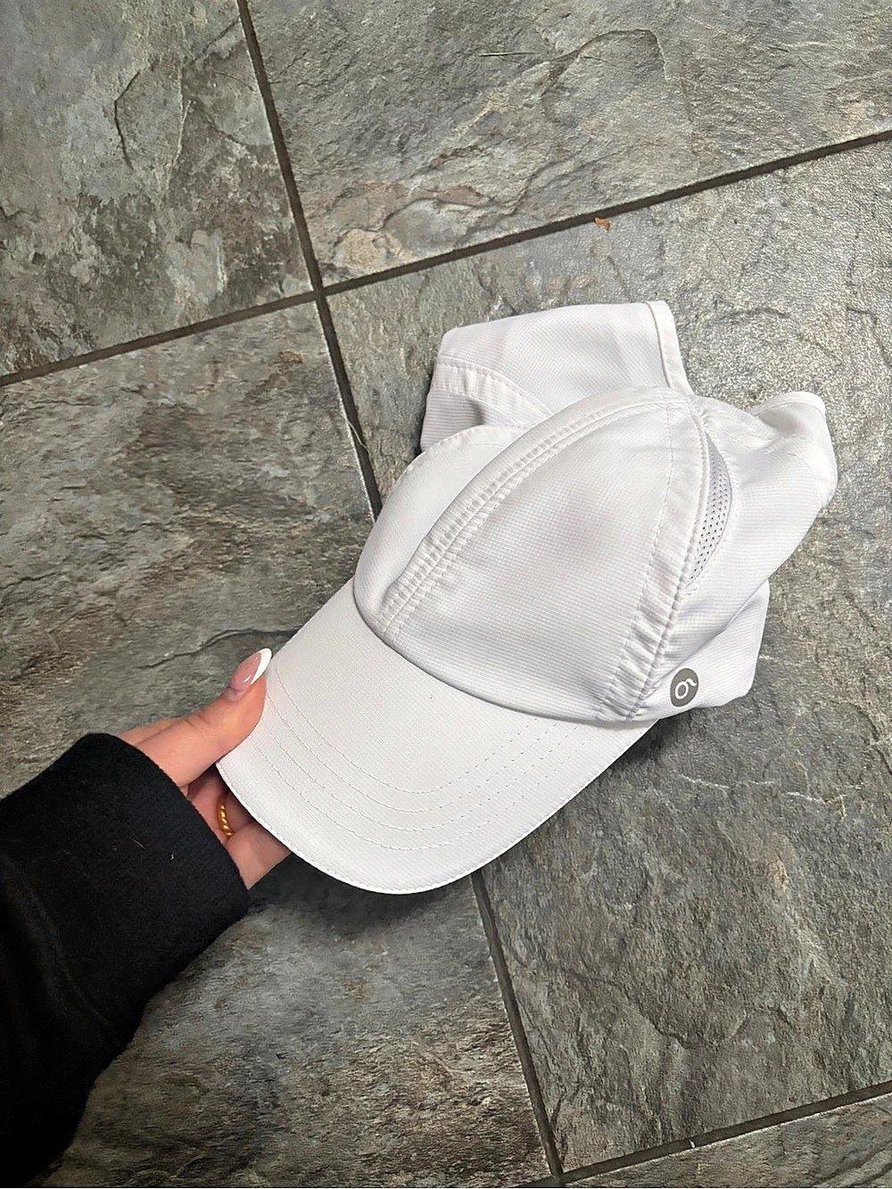 Ponyflo Charli Performance Ponytail Hat White